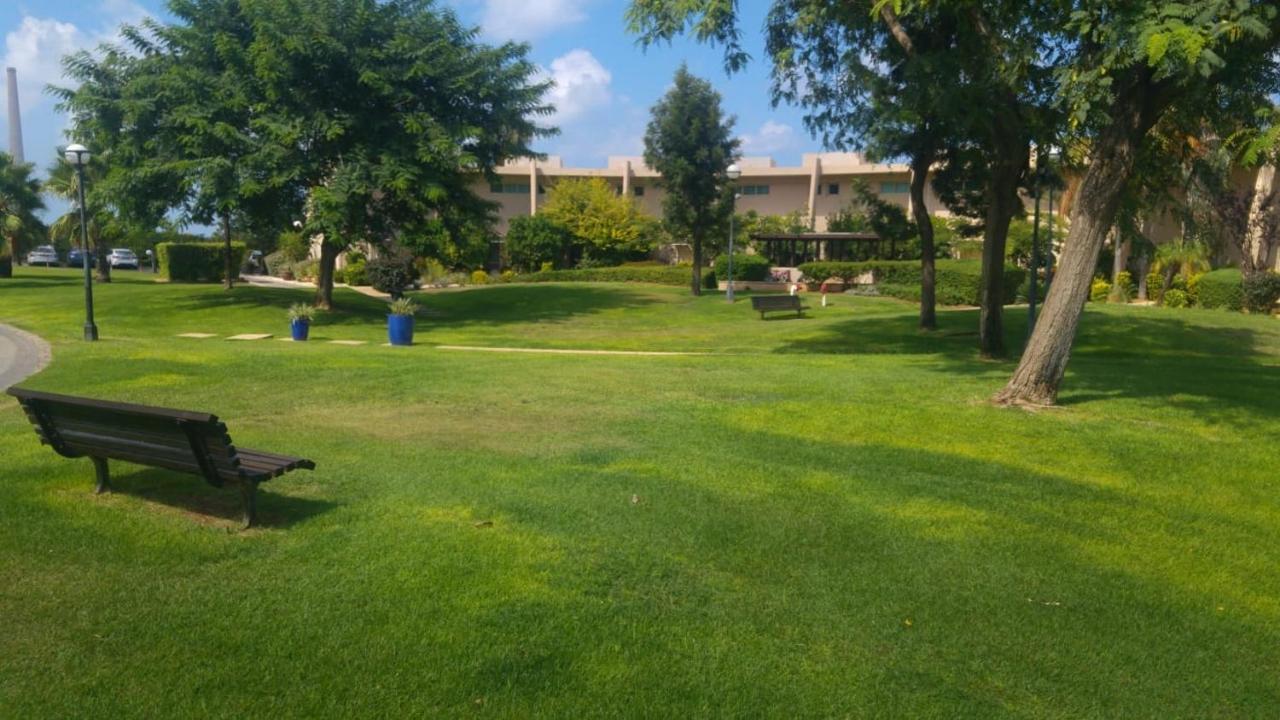 Liz Suite Caesarea Exterior photo