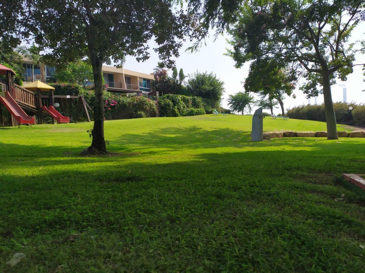 Liz Suite Caesarea Exterior photo